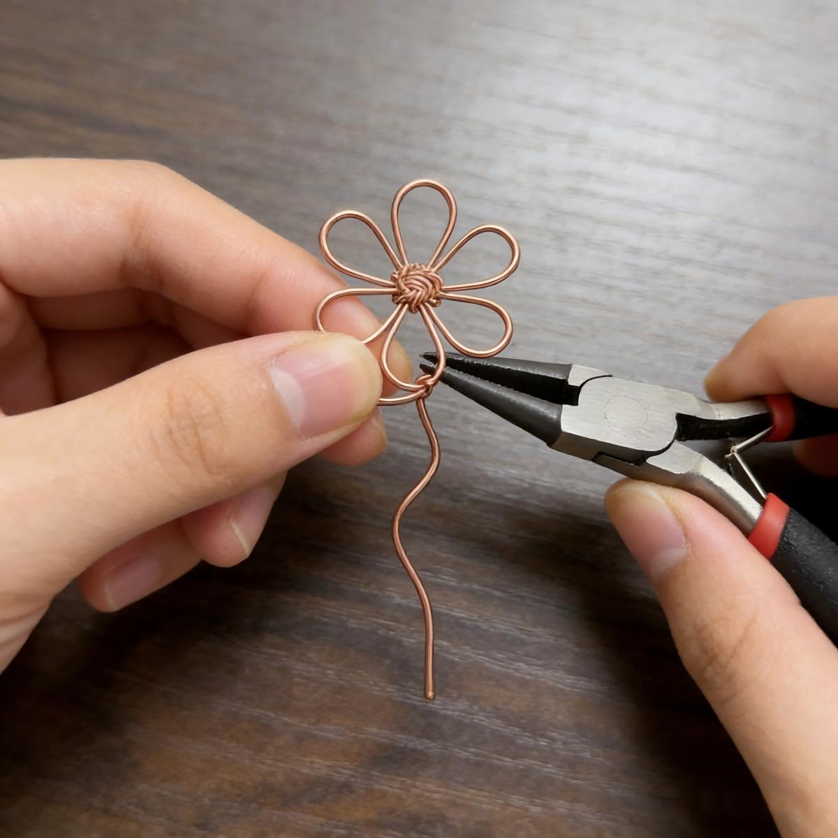 كماشة صغيرة احترافية ذات رأس ط - مراجعة Electronics Repair Hobby وسعره